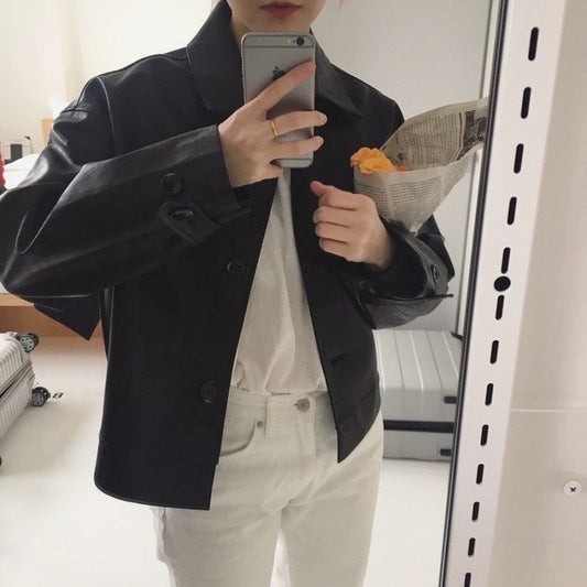 ブラックショートレザージャケット