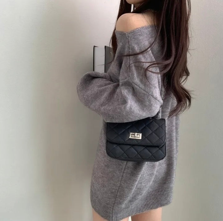 ハイネックオープンショルダーニットチュニック