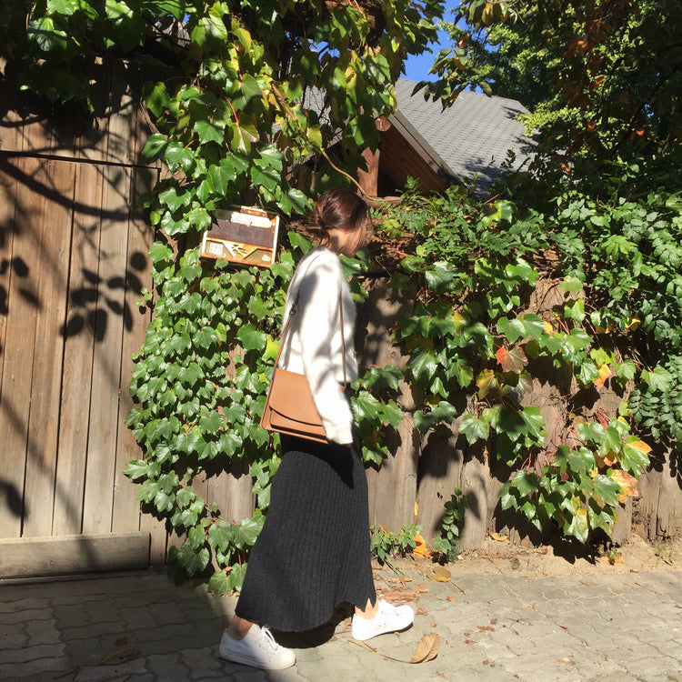 斜邊開衩針織長裙