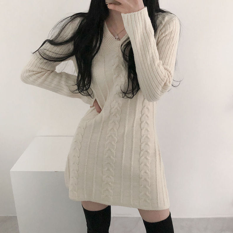 ケーブル柄ニットスカート