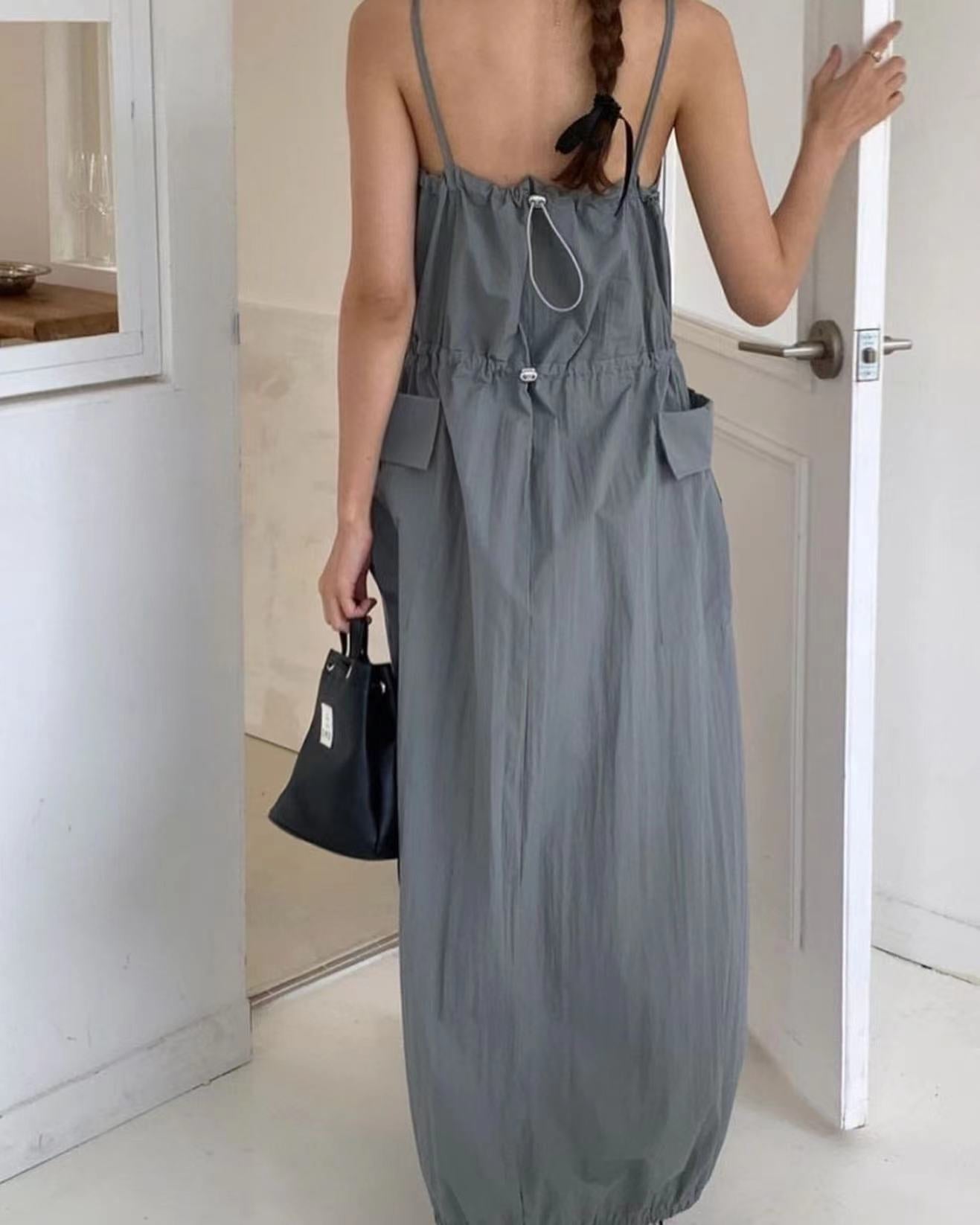 サスペンダーオーバーオールワンピース