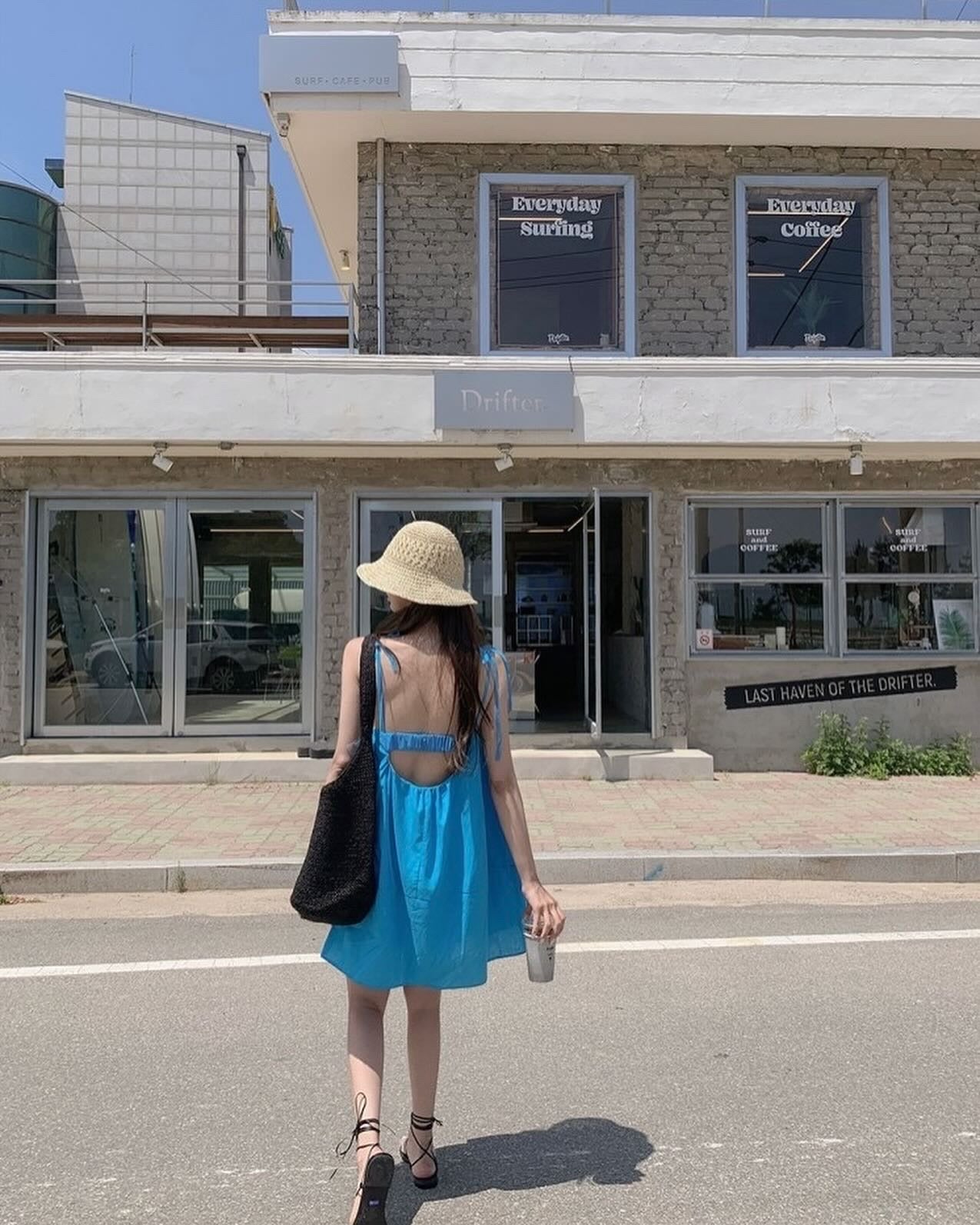 藍色綁帶蝴蝶結連身裙