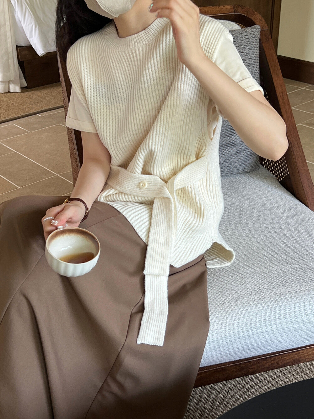 スリット付きベルトウエストニットベスト