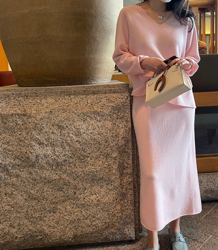 柔らかい長袖ニットセーター+ハイウエストタイトスカートセット