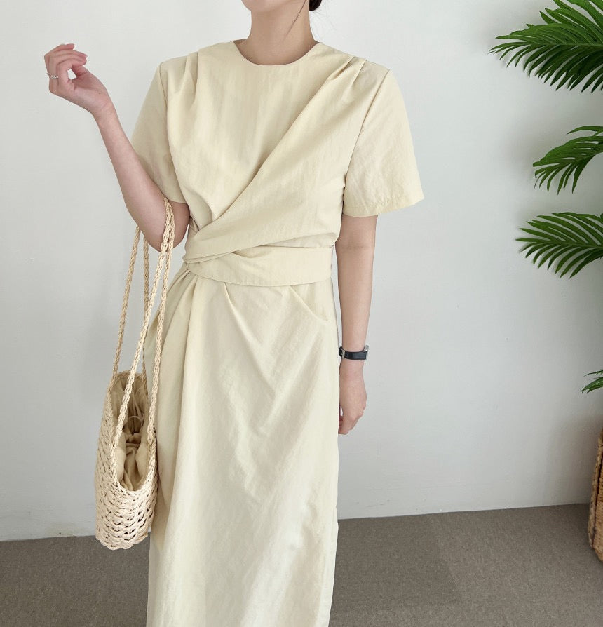 不規則綁帶收腰連身裙