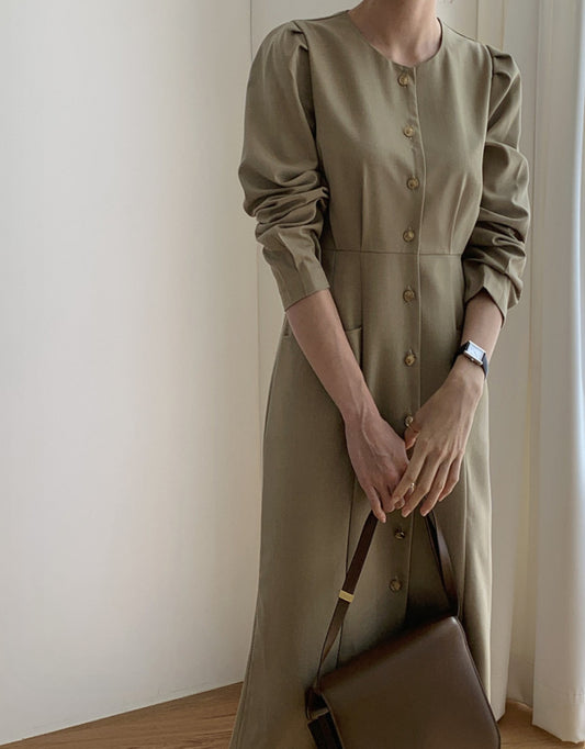 圓領壓褶修腰連身裙