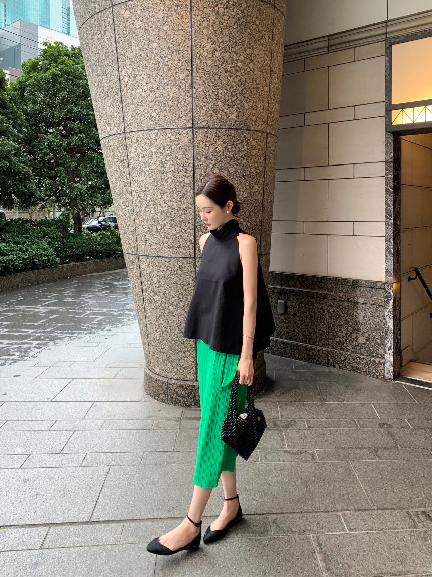 French Minimalist Tie Shirt