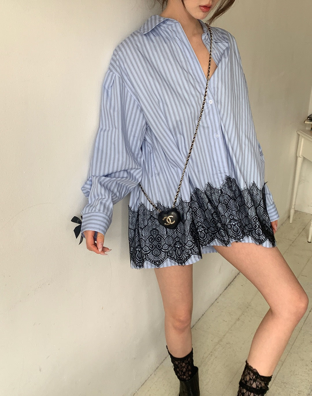 Striped Bow-Tie Patchwork Lace Blouse