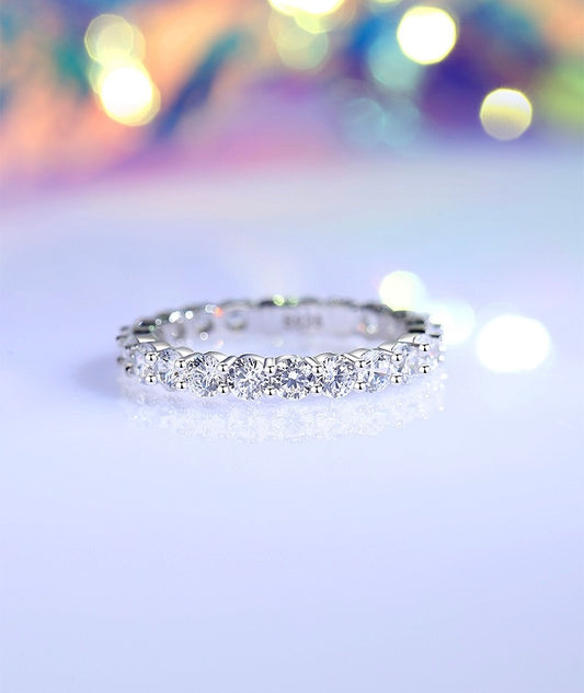 簡約一字滿鑽排戒