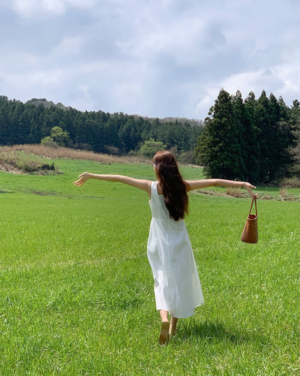 簡約收腰無袖立體感連身裙