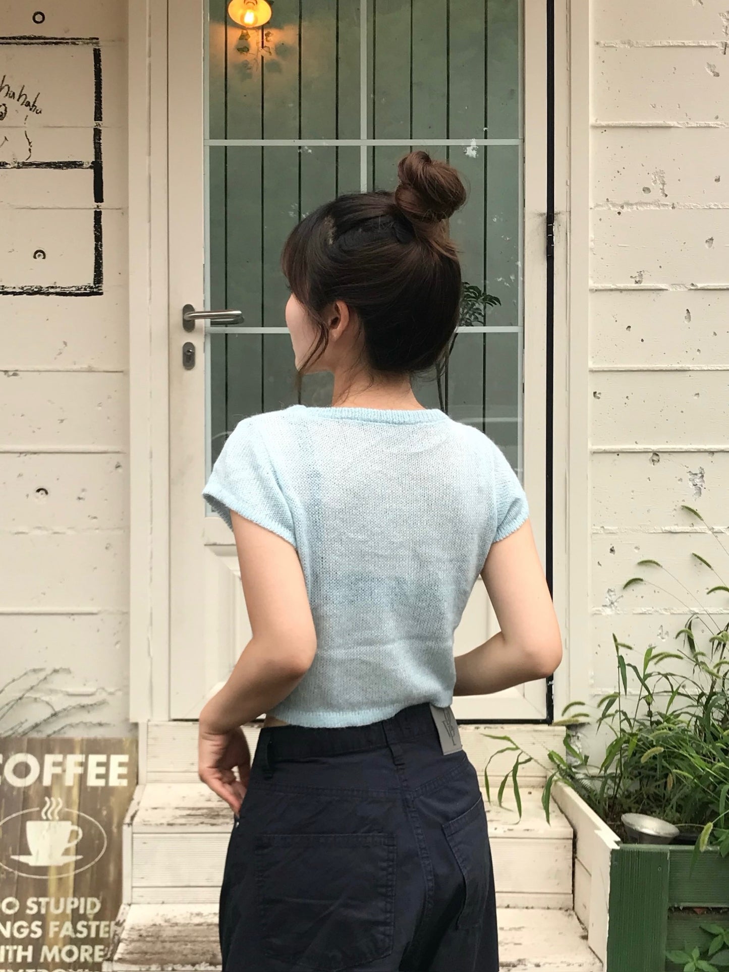 鉤花刺繡針織top