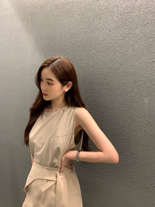 後背鏤空系帶無袖top