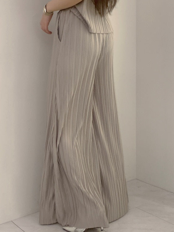 Loose Ruched Top + Flowing Wide-Leg Pants Set