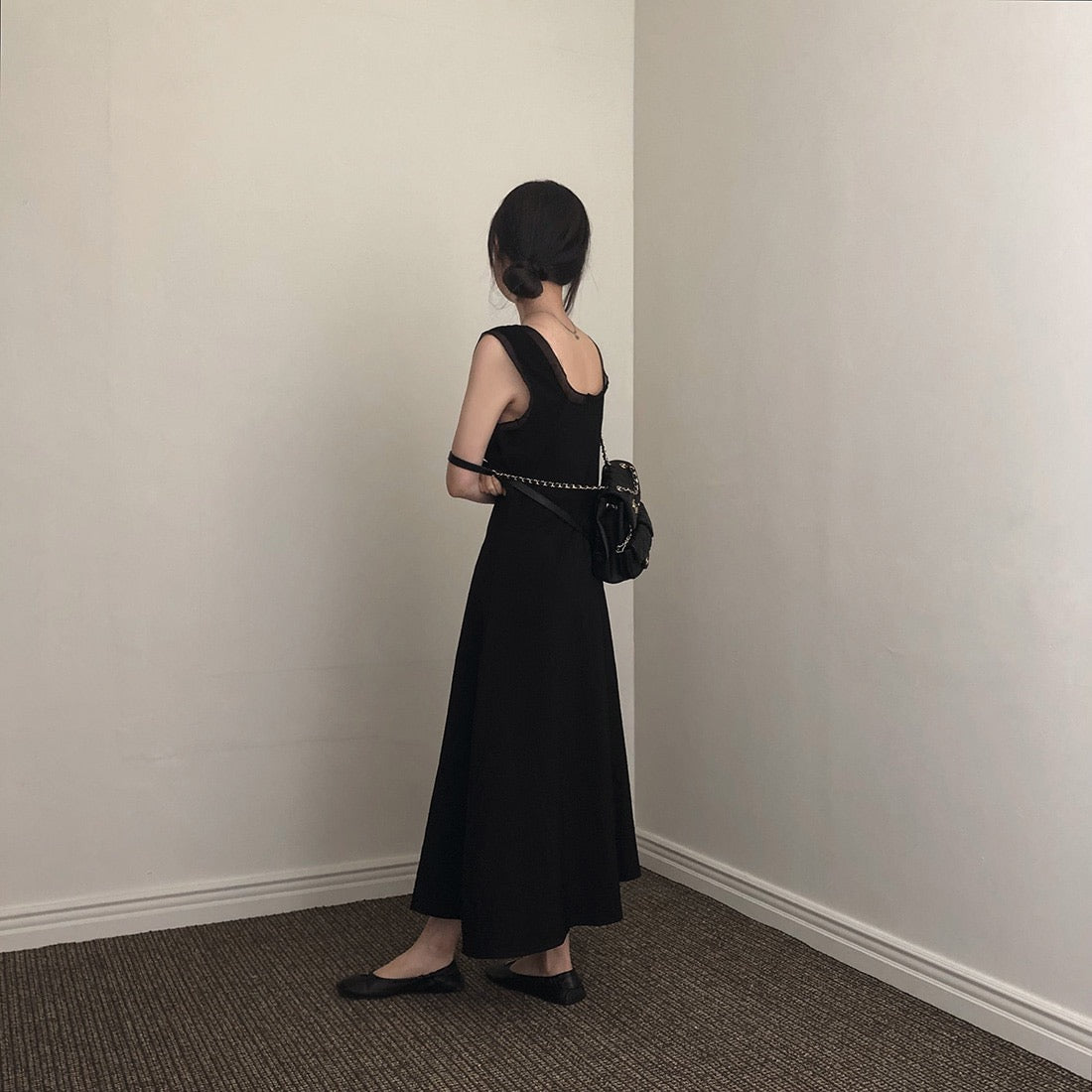 V領拼接無袖連身裙