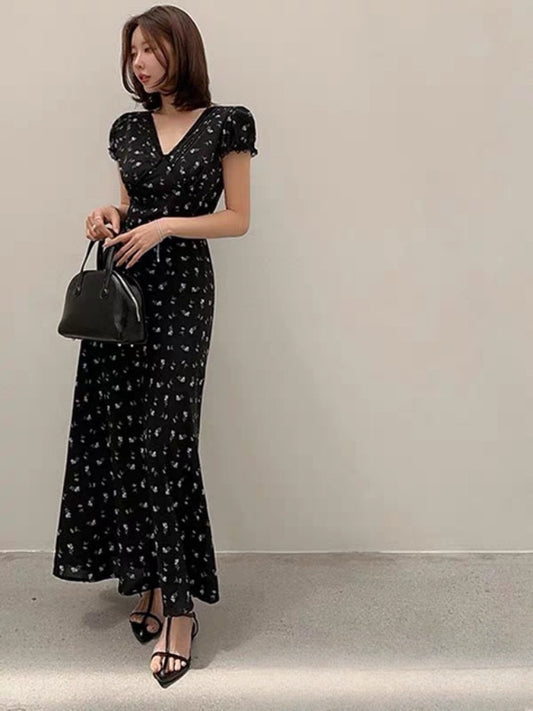 田園小碎花收腰泡泡袖連身裙