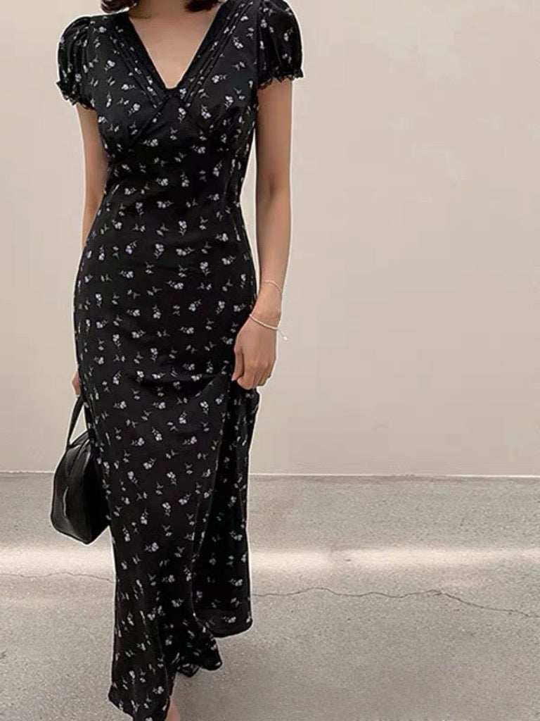 Cottagecore Floral Print Waist-Cinching Puff Sleeve Dress