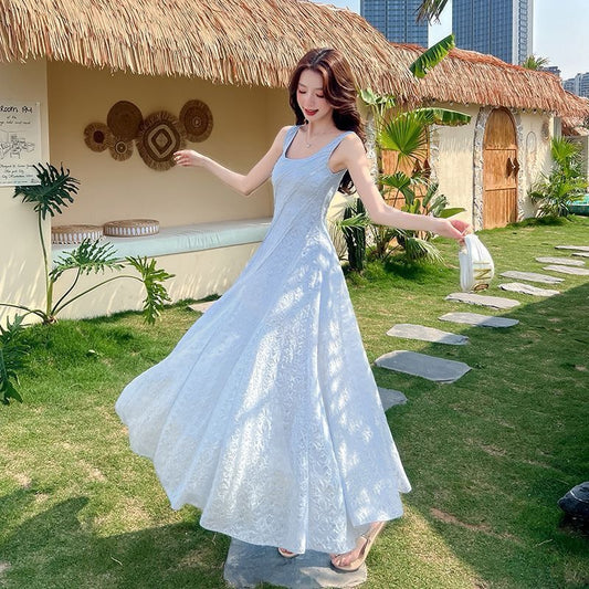 方領吊帶收腰蓬蓬長裙