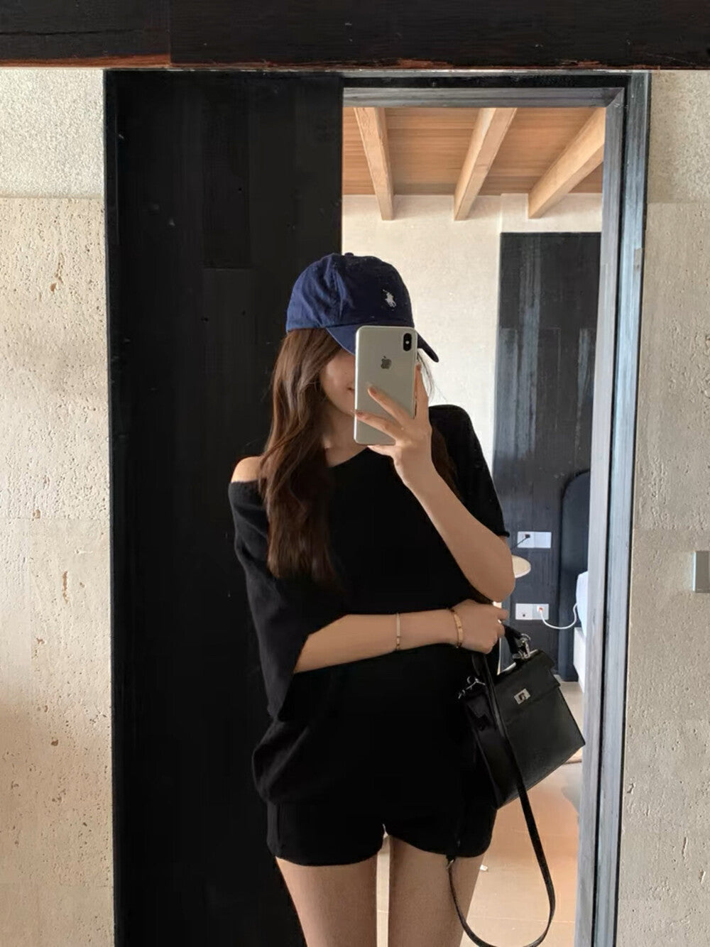 Loose Off-Shoulder Batwing Sleeve Top