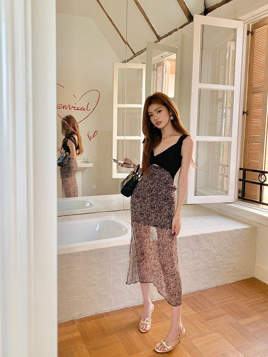 玫瑰印花蕾絲V領連身裙