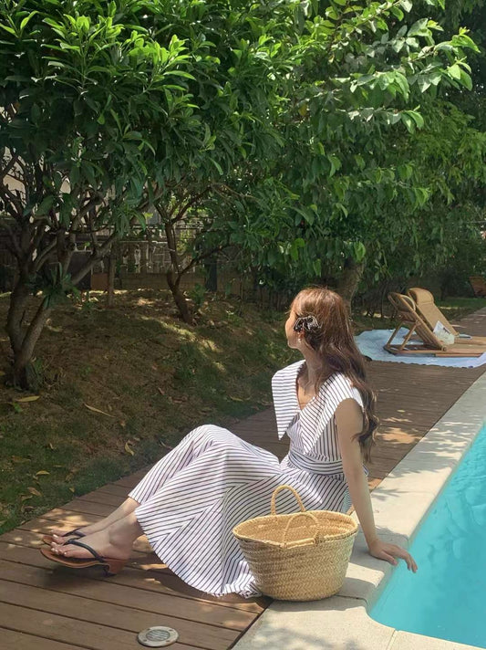 翻領收腰條紋連身裙