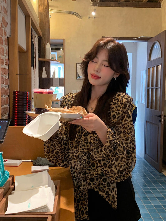 鬆弛感豹紋荷葉邊恤衫