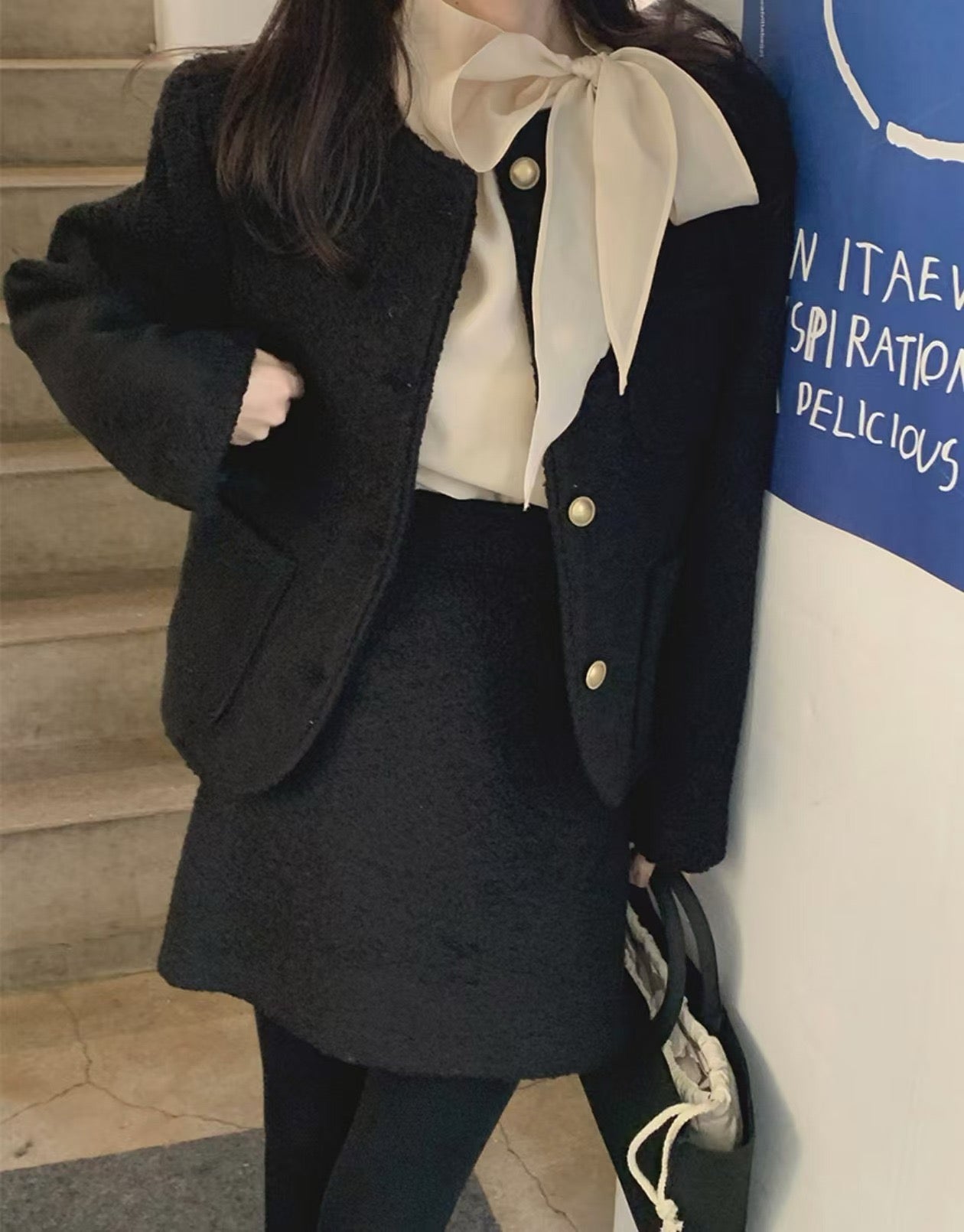 Tie-neck Long Sleeve Blouse