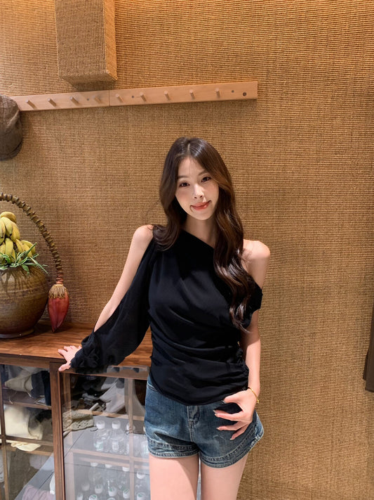 斜肩獨袖設計恤衫