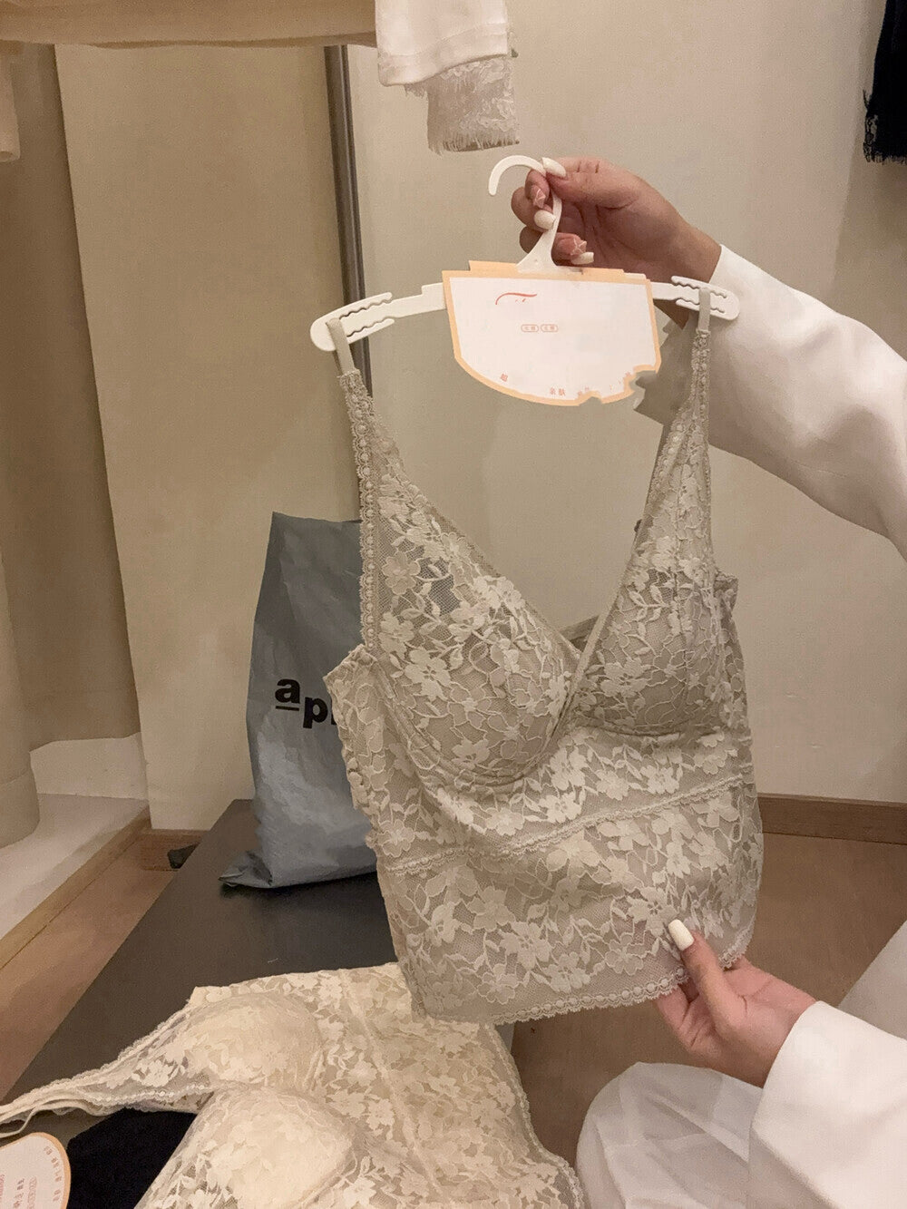 法式連pad蕾絲吊帶