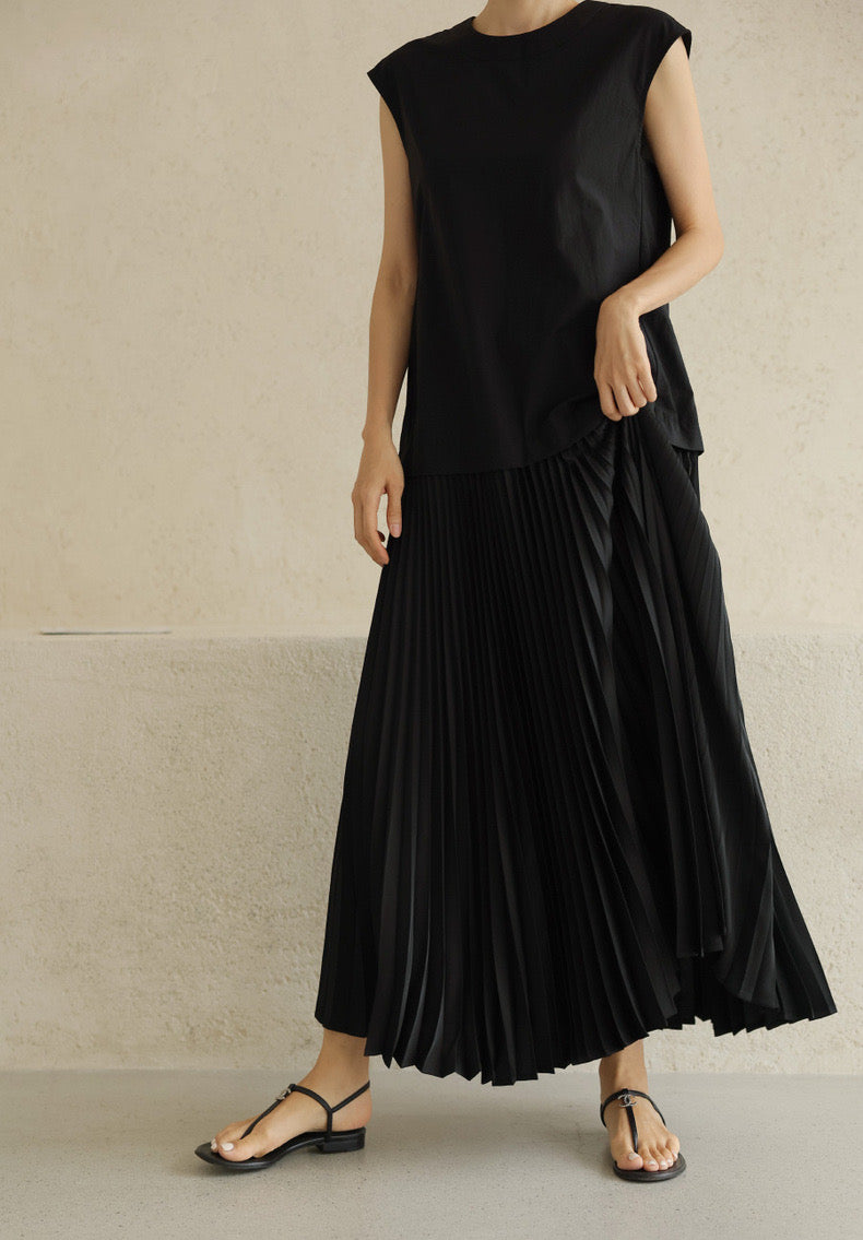 Back-tie Pleated Panel Sleeveless Dress