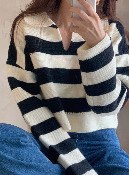Korean-style cropped sweater
