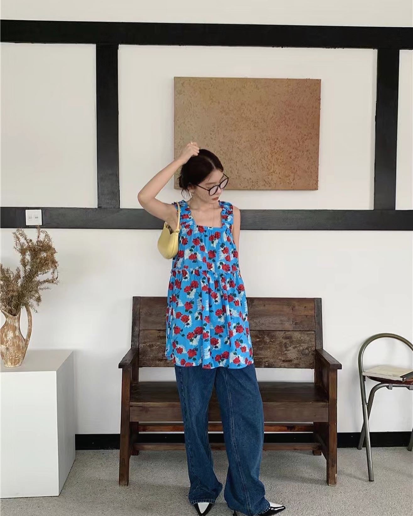 French Vintage Floral Top