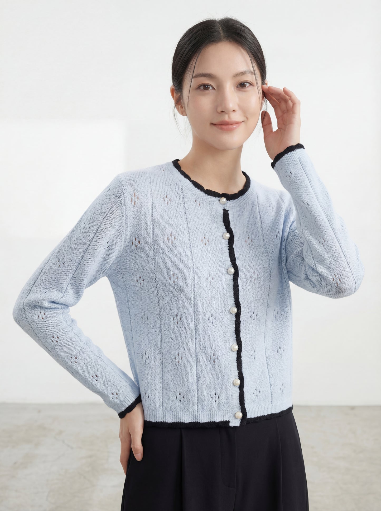 Round Neck Simple Contrast Hollow Knit Cardigan