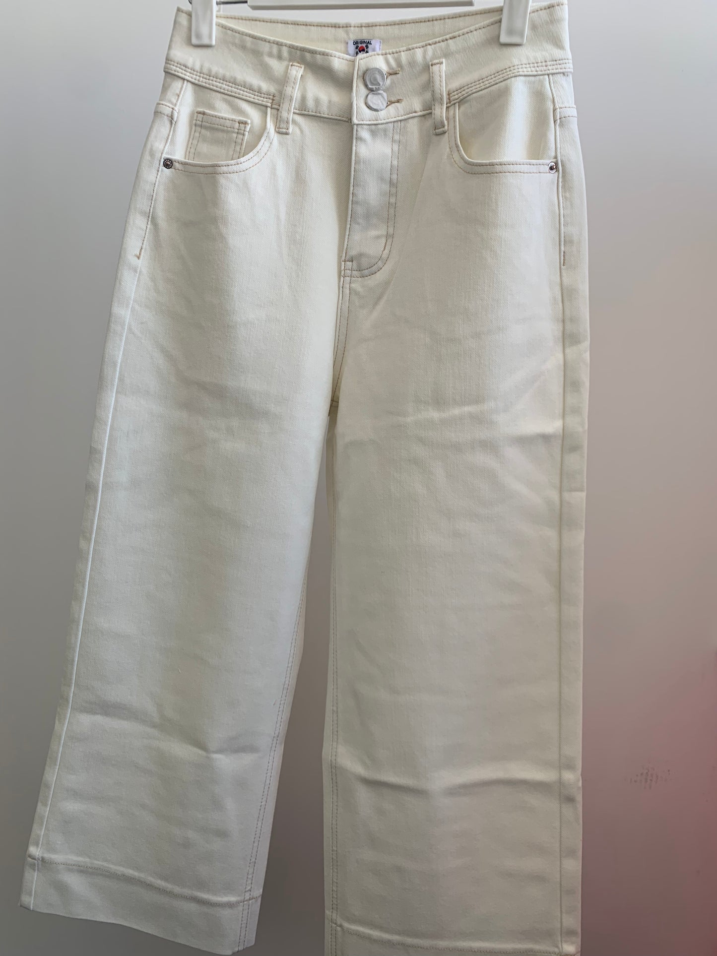 Four-way stretch two-button jeans