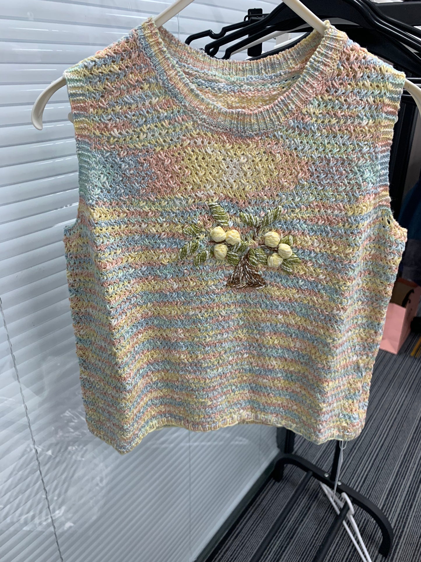 Macaron Floral Knit Vest