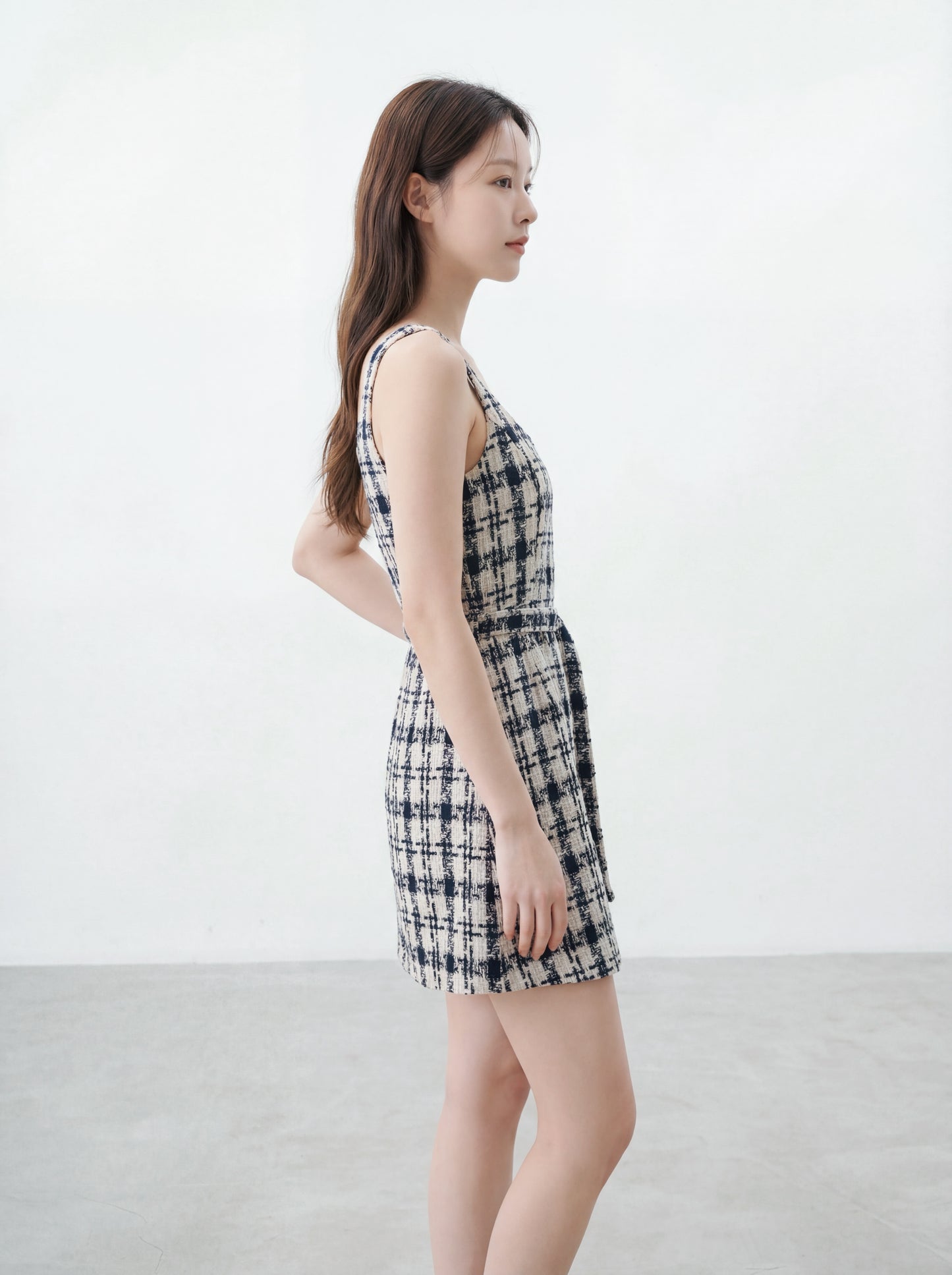 Houndstooth Patterned U-Neck Waist-Cinching Vest Dress