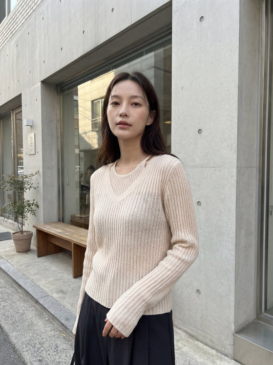 薄手でおしゃれなフェイクレイヤードルーズフィットトップス