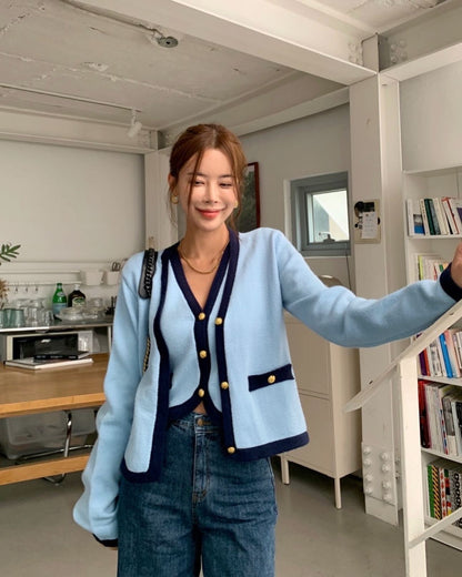 V-neck single-breasted vest + color-block knit cardigan