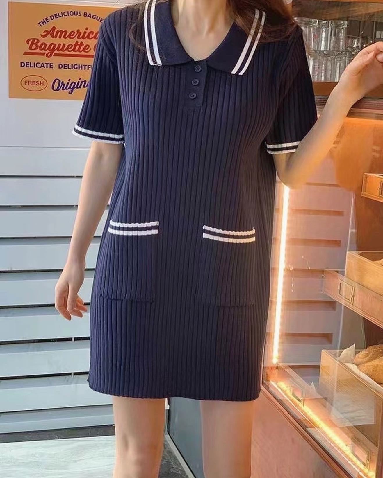 ダークストライプワンピース