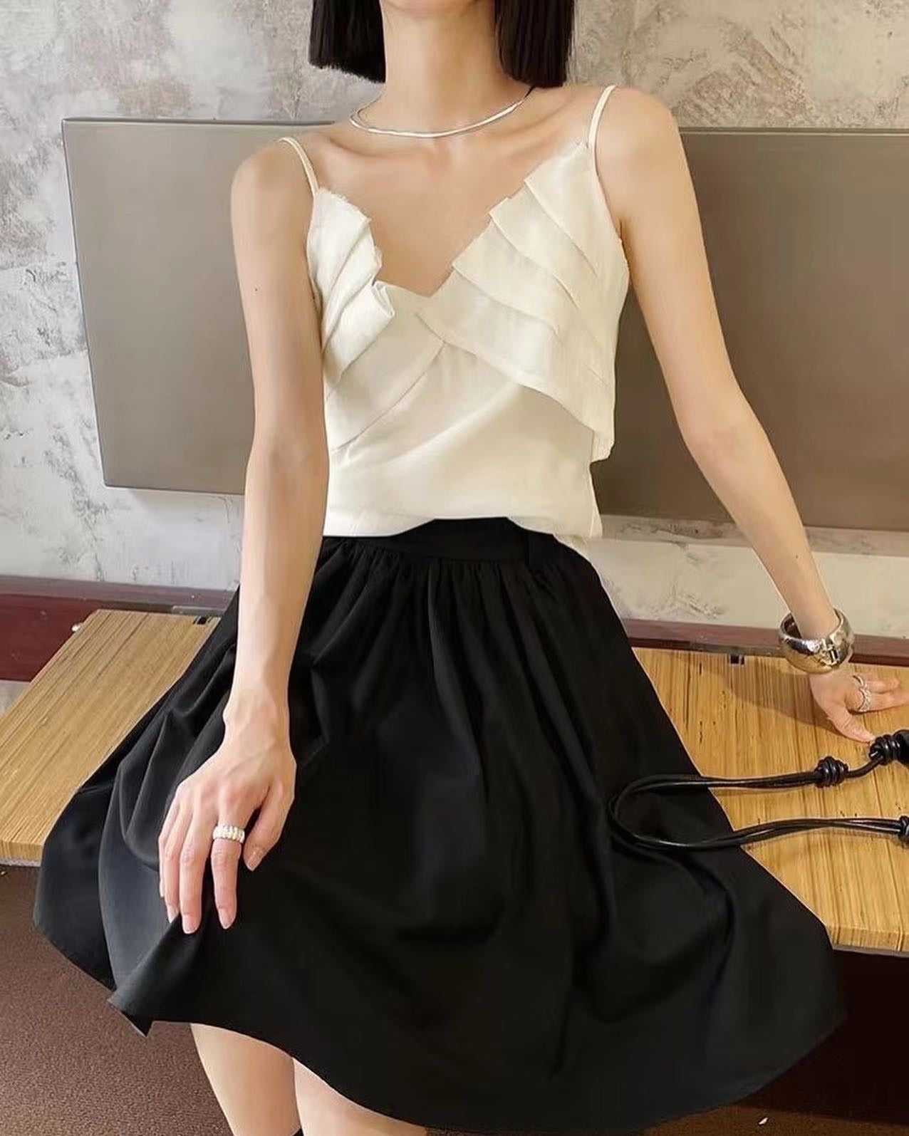 荷葉邊吊帶背心