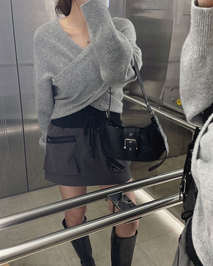 フレンチクロスVネック長袖セーター