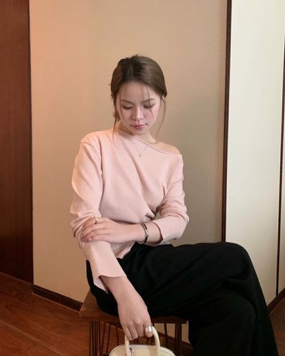 簡約斜肩針織top