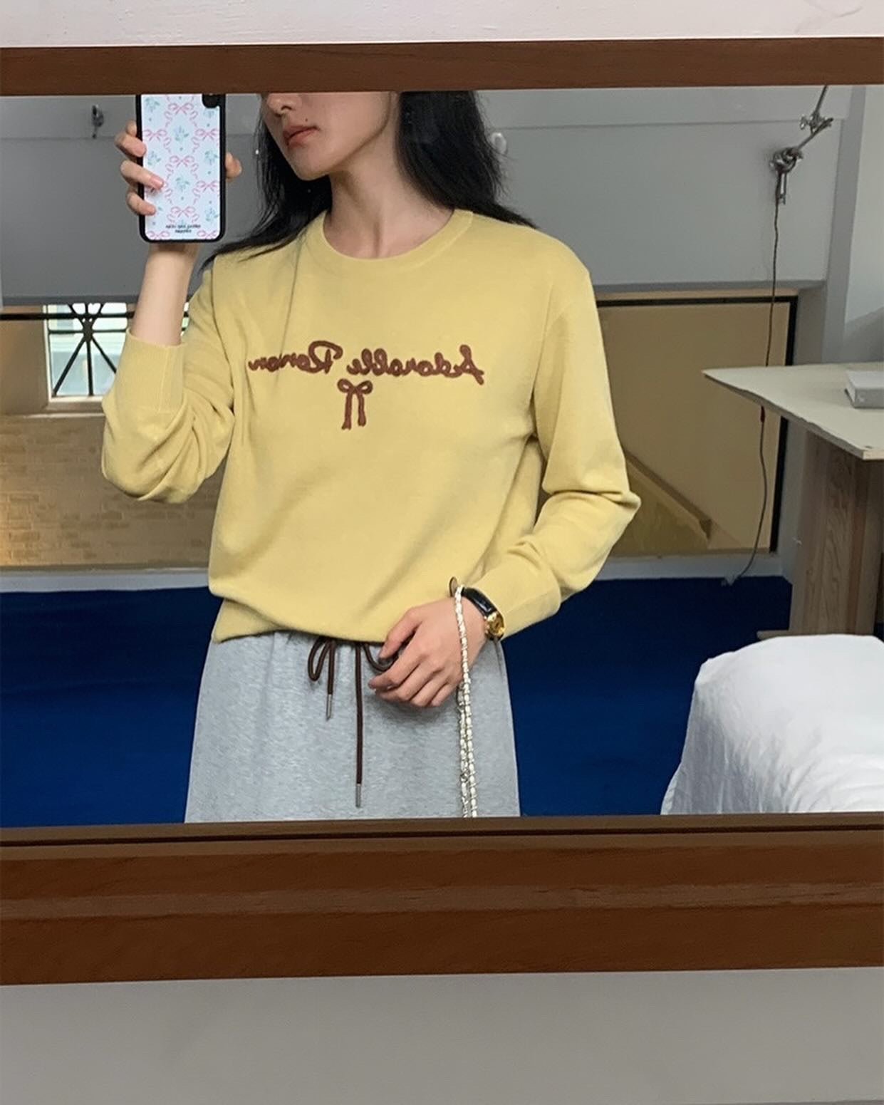 圓領字母刺繡針織衫