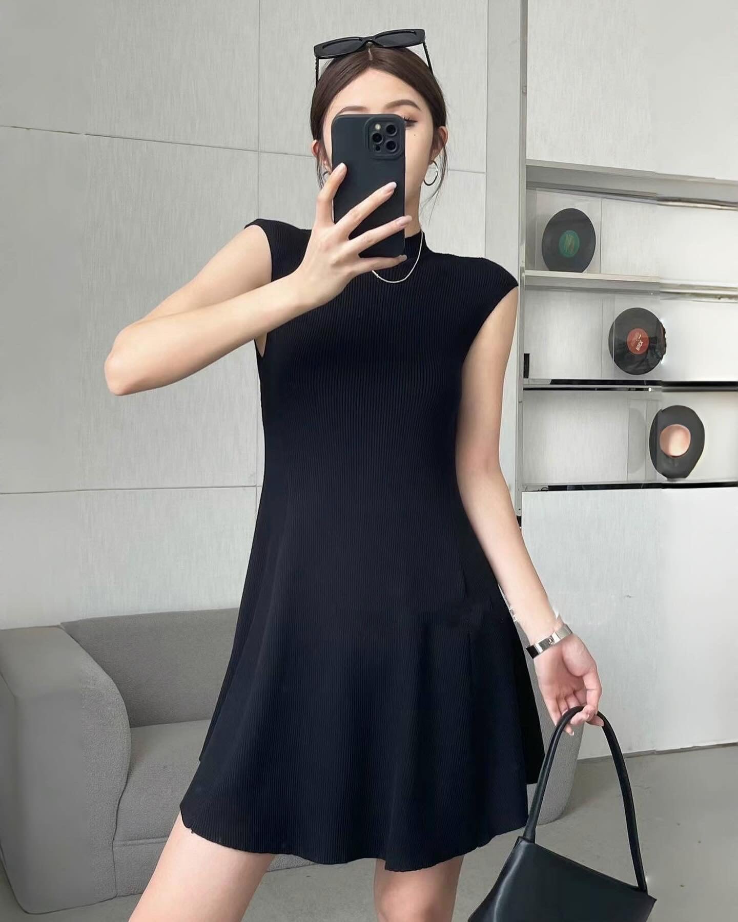 ニットベスト付きワンピース