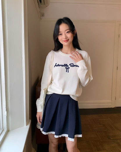 圓領字母刺繡針織衫