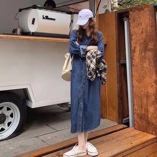 長袖ボタン付きデニムのロングスカート