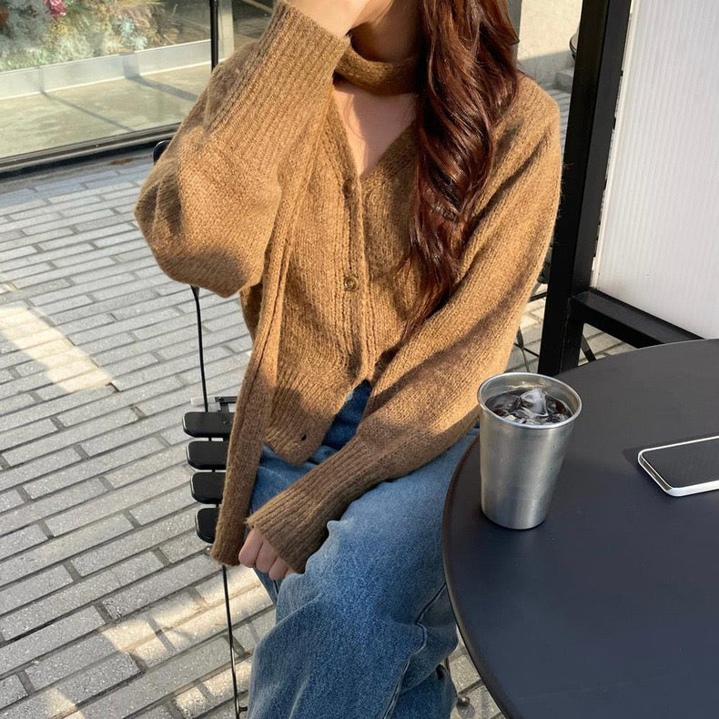 ハイネックセーター