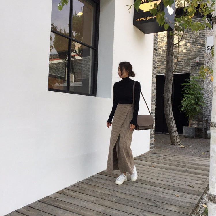 Asymmetrical Hem Split Knit Maxi Skirt