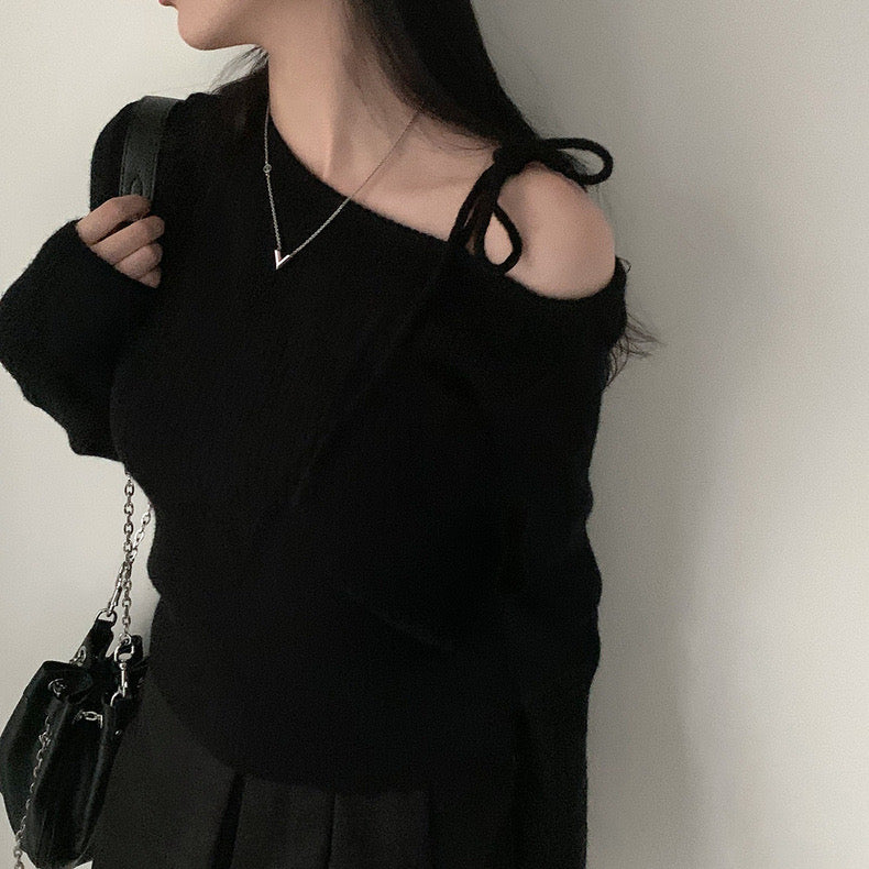 ワンショルダーリボンセーター