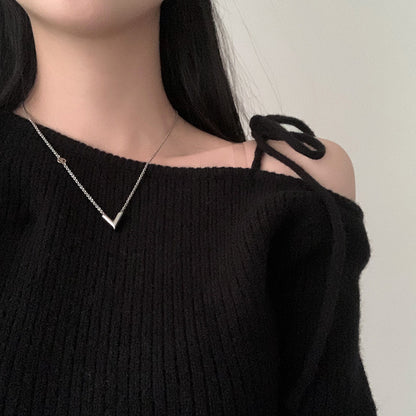 ワンショルダーリボンセーター