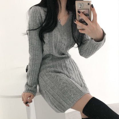 ケーブル柄ニットスカート